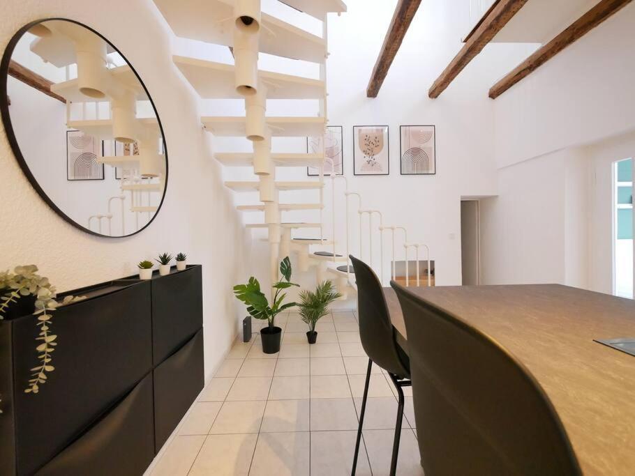 Apartamento 110 M2, Dachterrasse, Kueche, Zentral, Ruhige Lage Paderborn Exterior foto