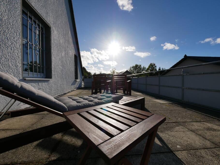 Apartamento 110 M2, Dachterrasse, Kueche, Zentral, Ruhige Lage Paderborn Exterior foto