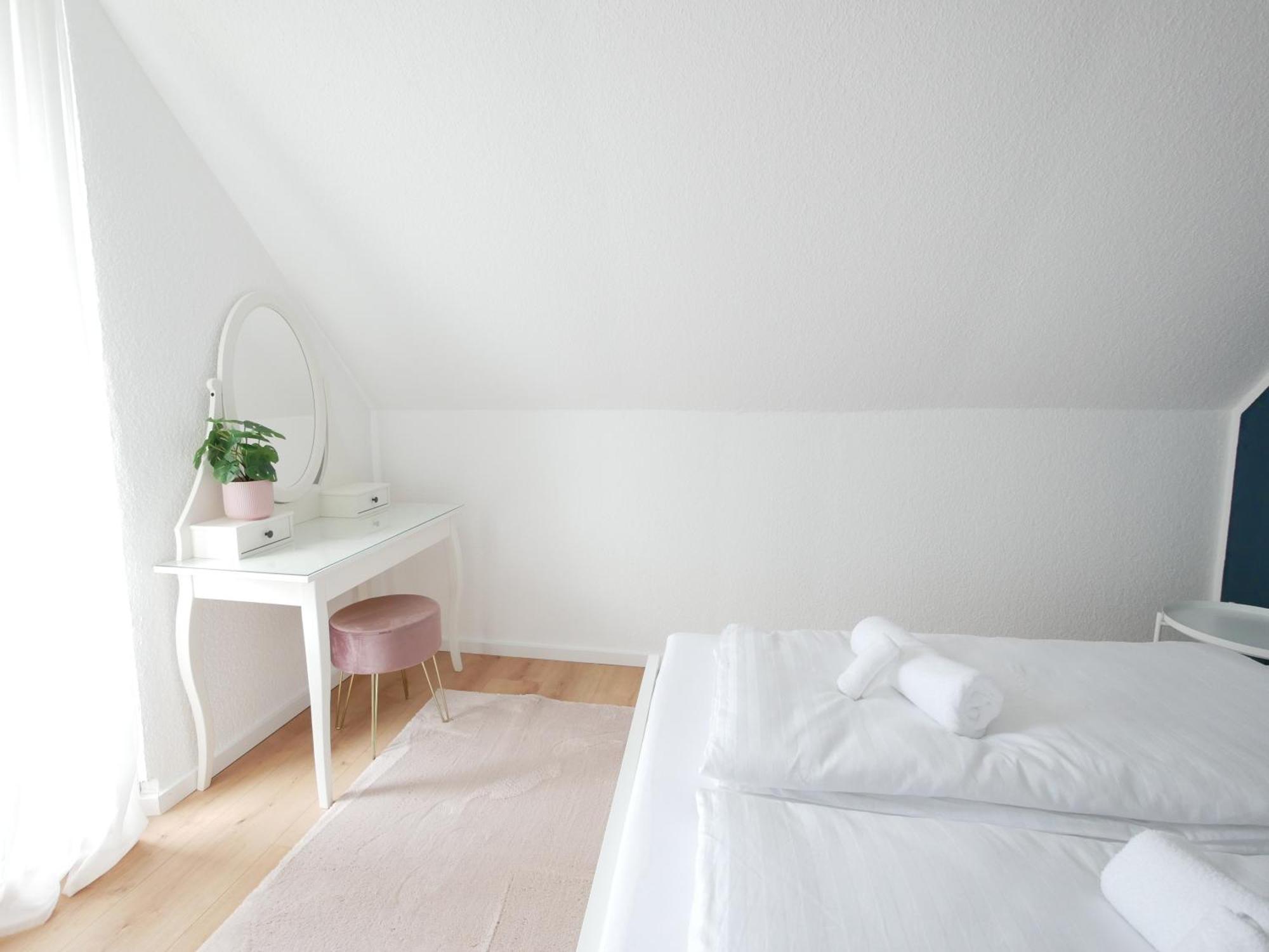 Apartamento 110 M2, Dachterrasse, Kueche, Zentral, Ruhige Lage Paderborn Exterior foto